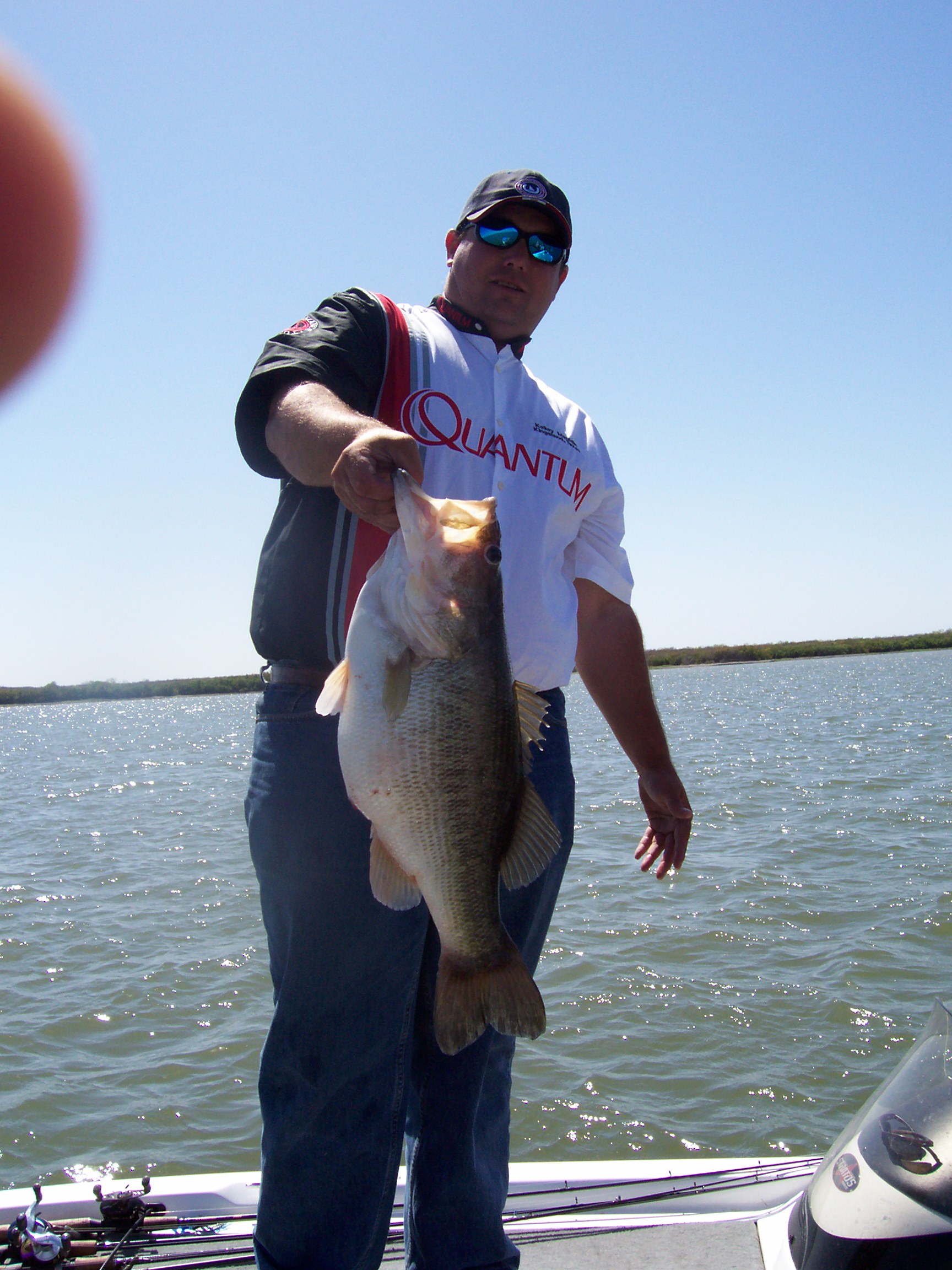 Kelly with a giant ten pound thirteen ounce largemouth bass from Choke Canyon, March 2006