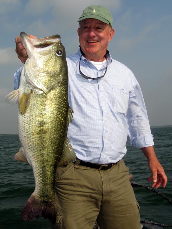 Tom with a 10.5 lb bass from Falcon Lake